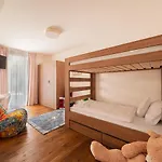 Aparthotel Apartmány Resort Vrchlabí 4*